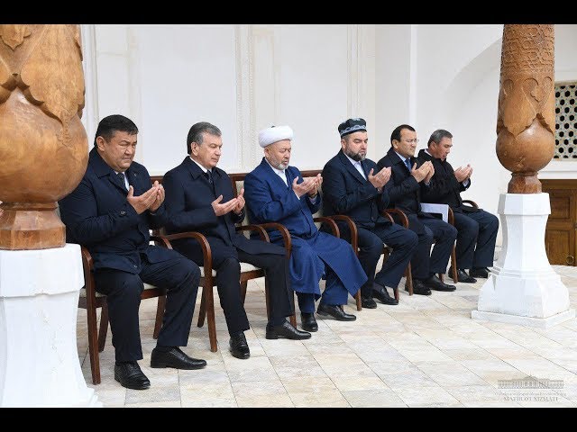 Президен Шавкат Мирзиёев Бухорога ташриф буюрди